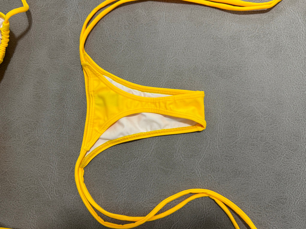 Tanga bikini Sunset